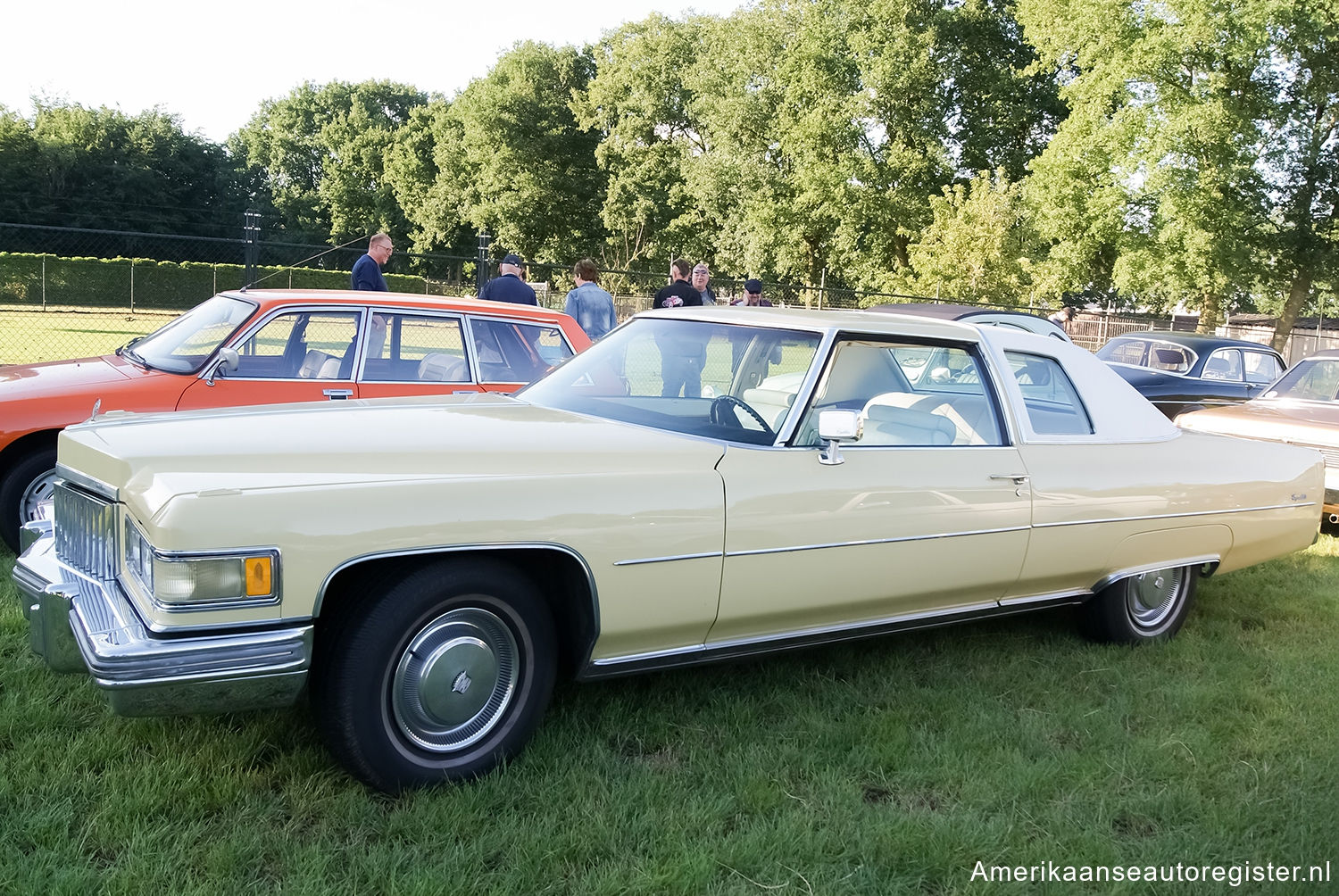 Cadillac DeVille uit 1975