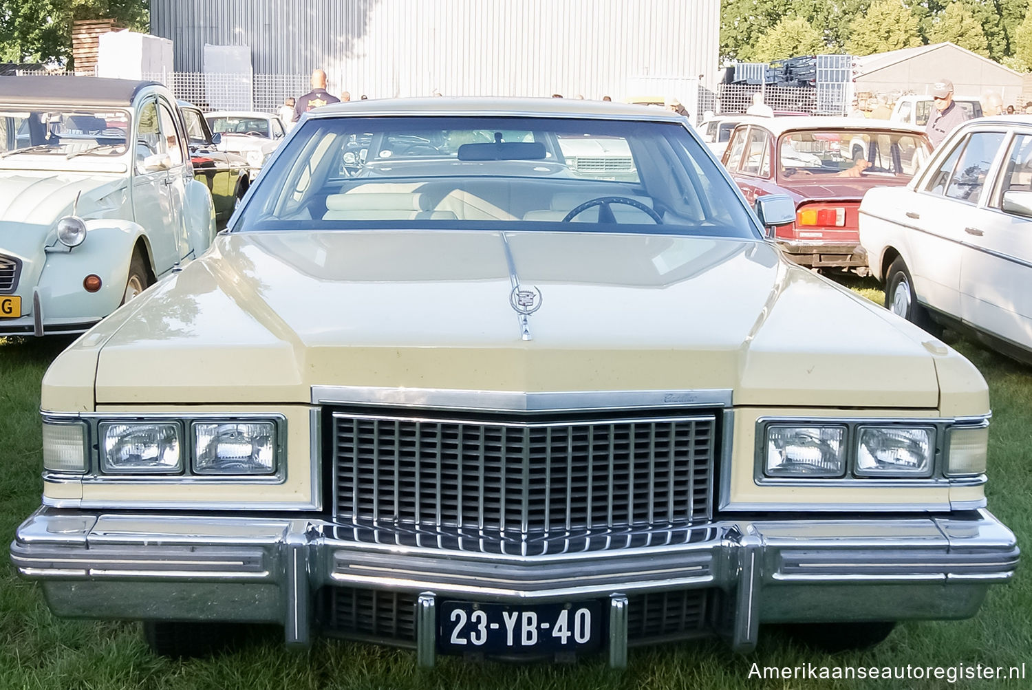 Cadillac DeVille uit 1975