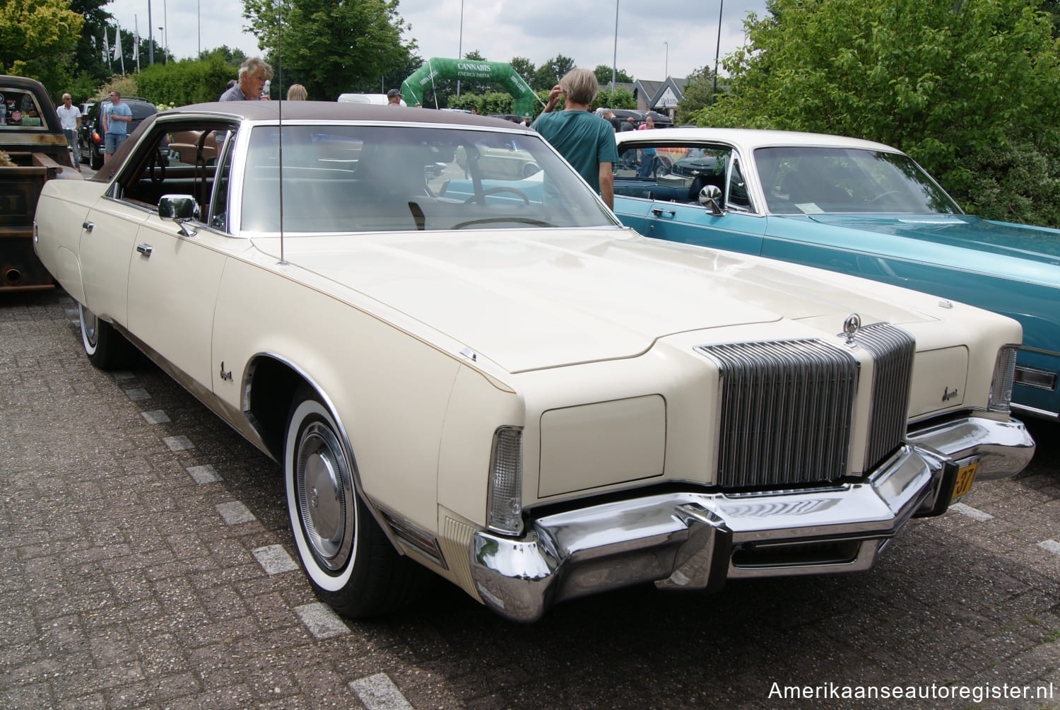 Chrysler Imperial uit 1975