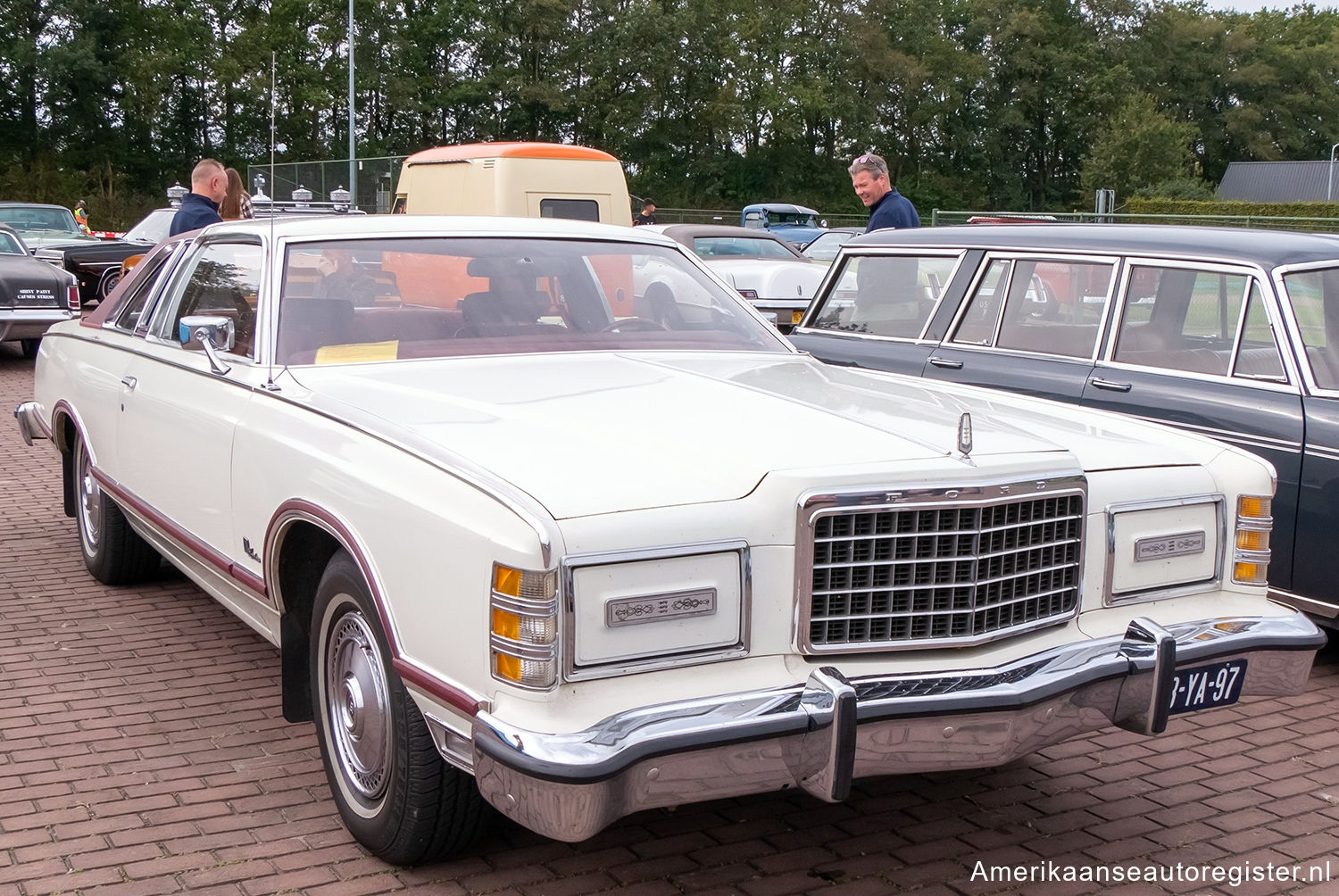 Ford LTD uit 1975