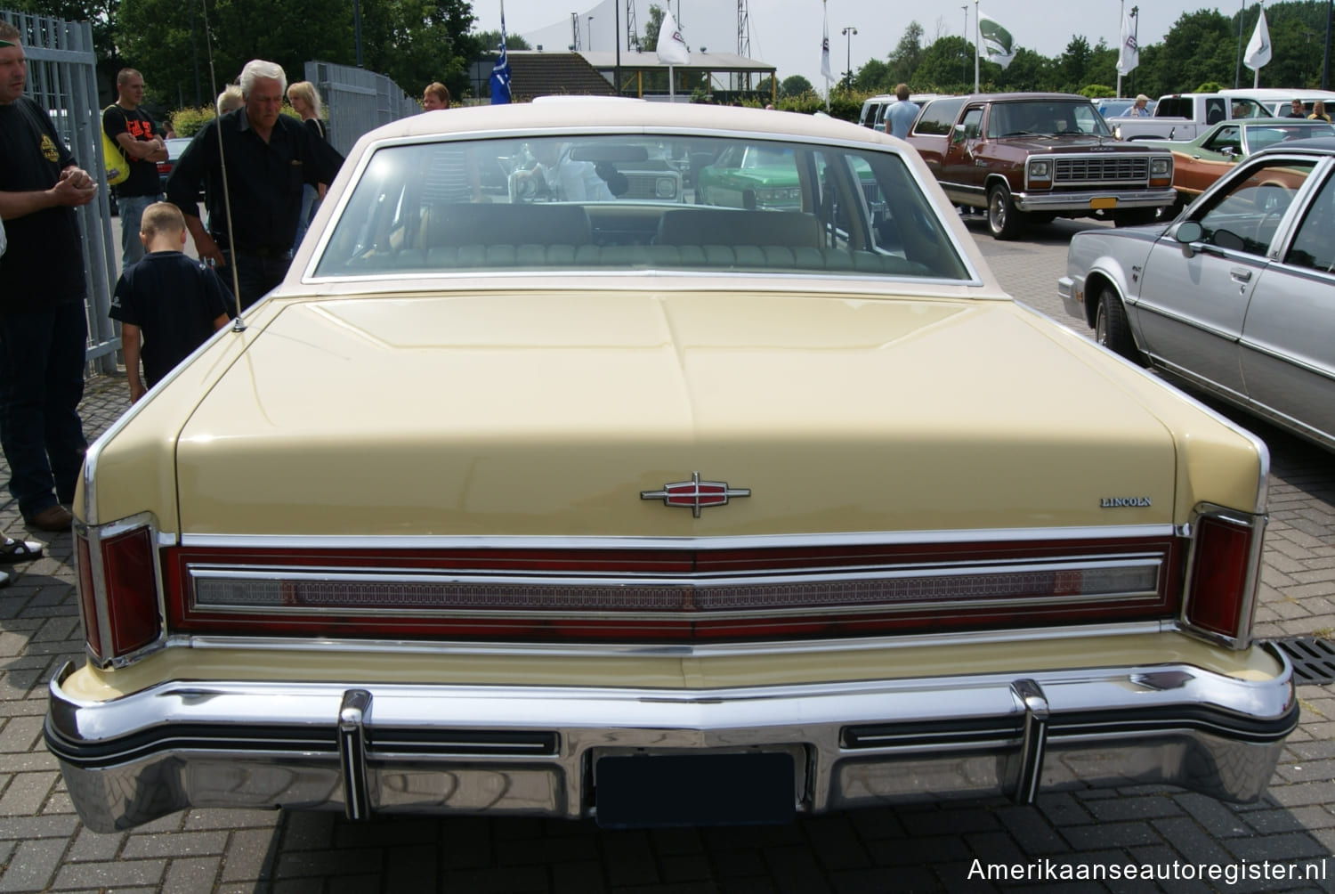 Lincoln Continental uit 1975