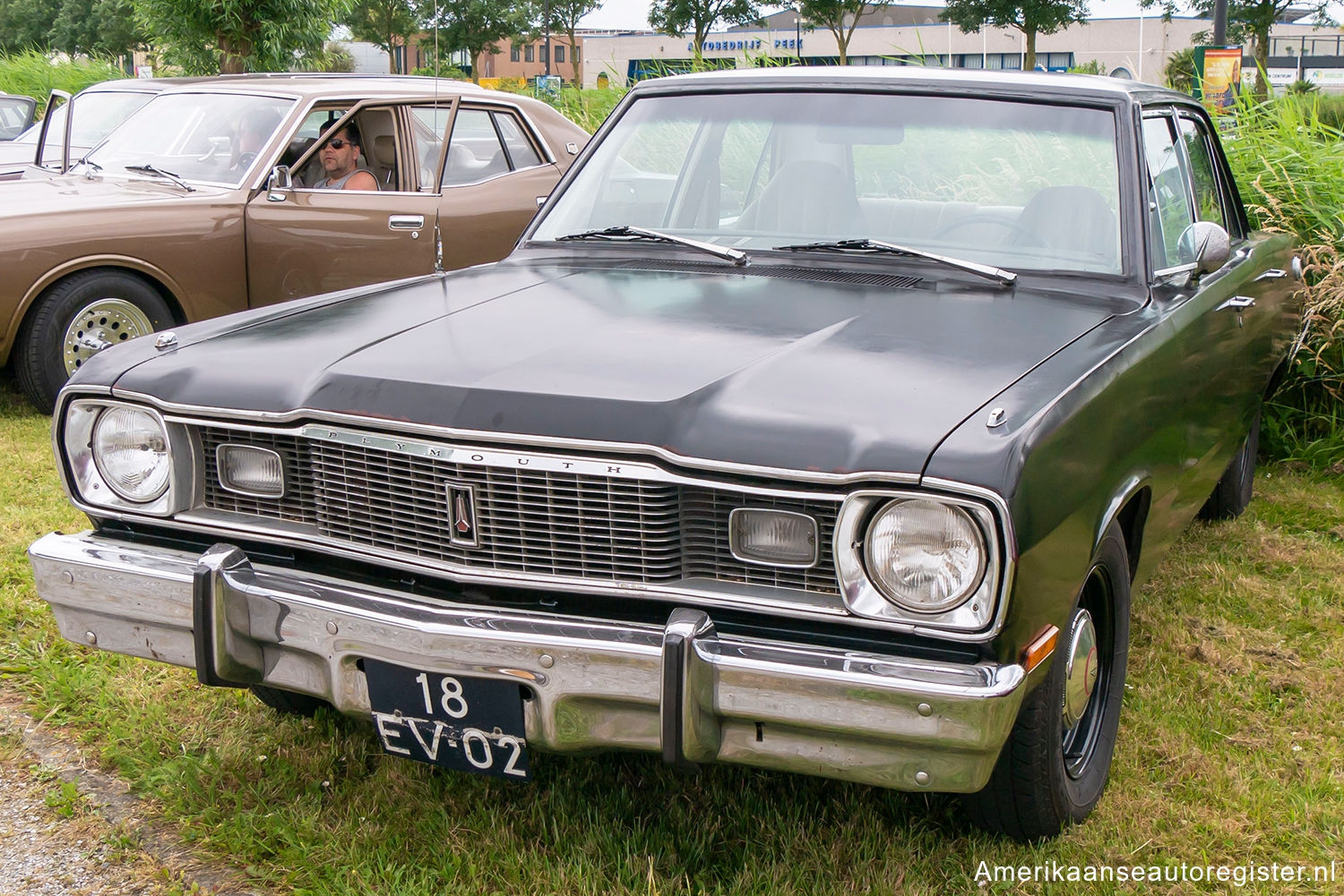 Plymouth Valiant uit 1975