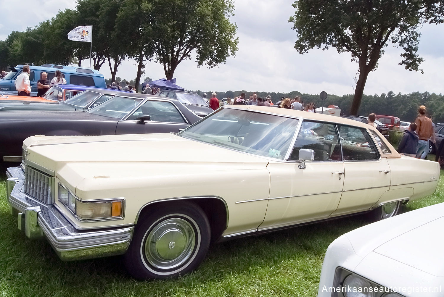 Cadillac DeVille uit 1976