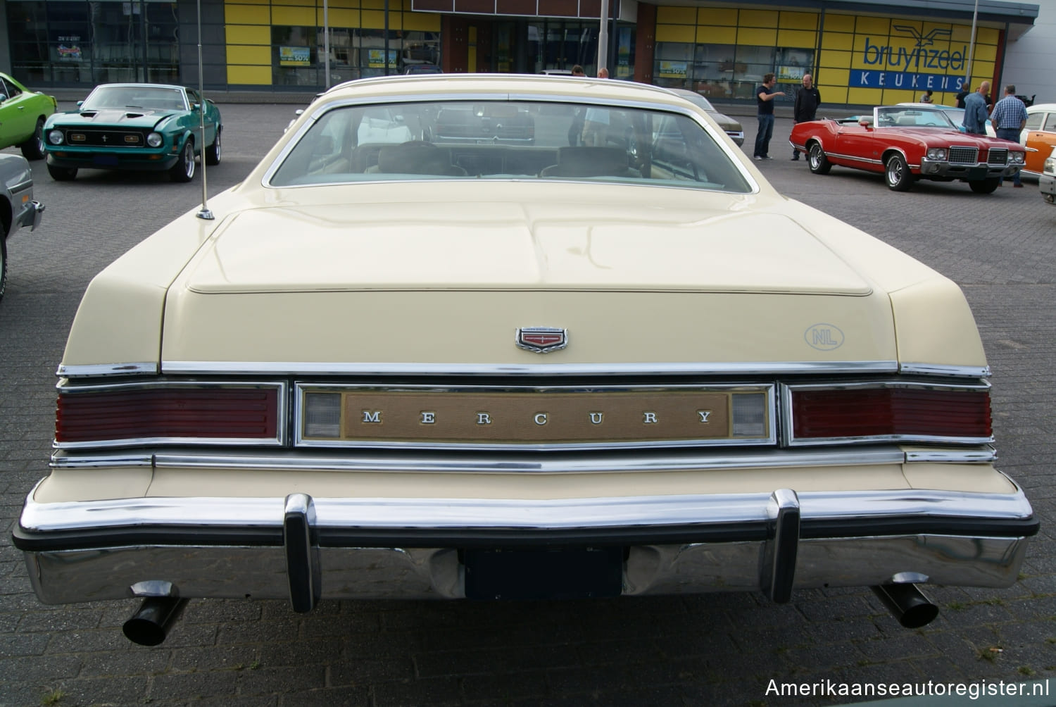 Mercury Marquis uit 1976