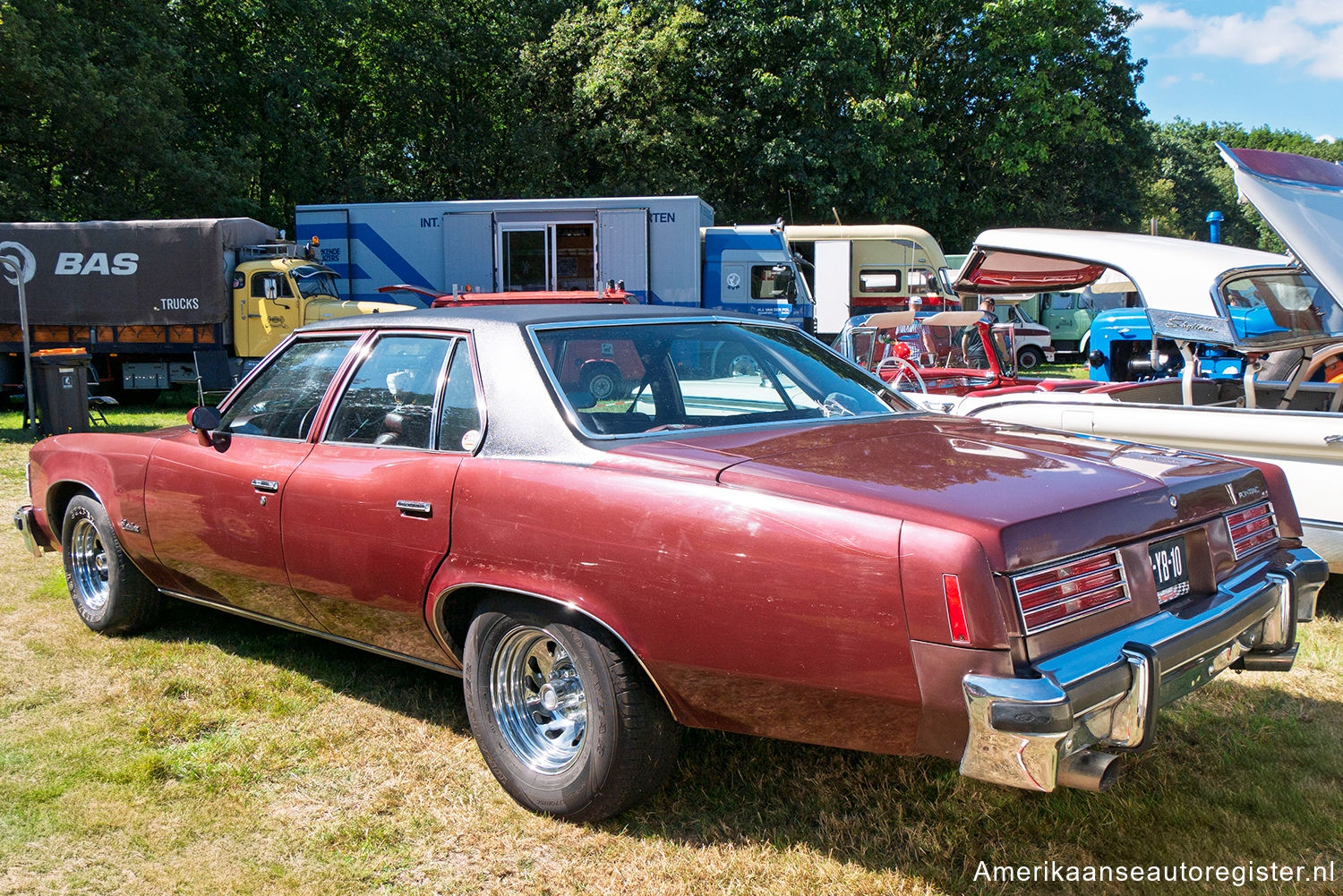 Pontiac Catalina uit 1976