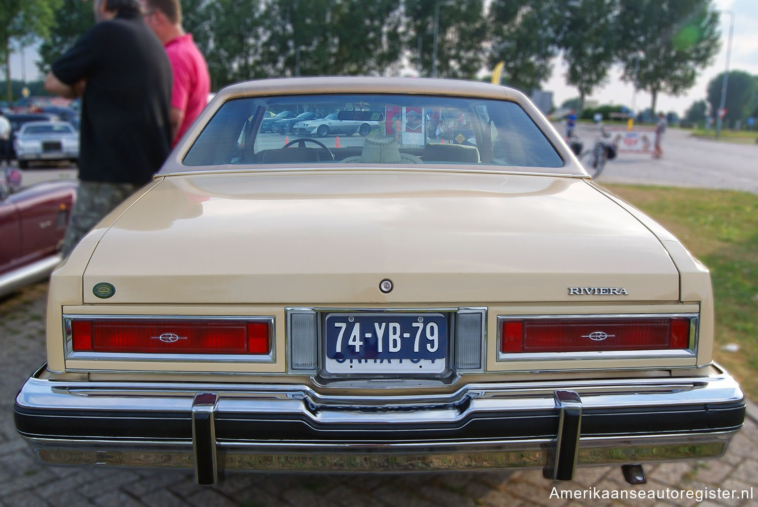 Buick Riviera uit 1977