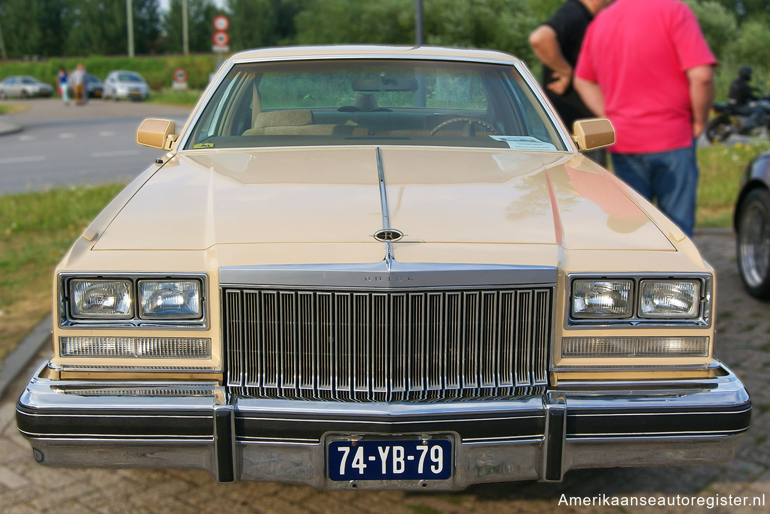 Buick Riviera uit 1977