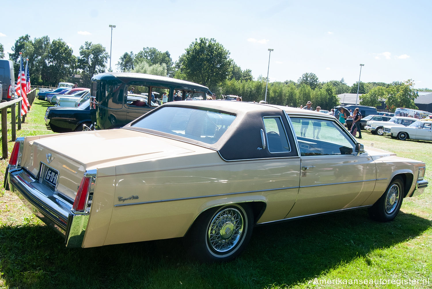 Cadillac DeVille uit 1977