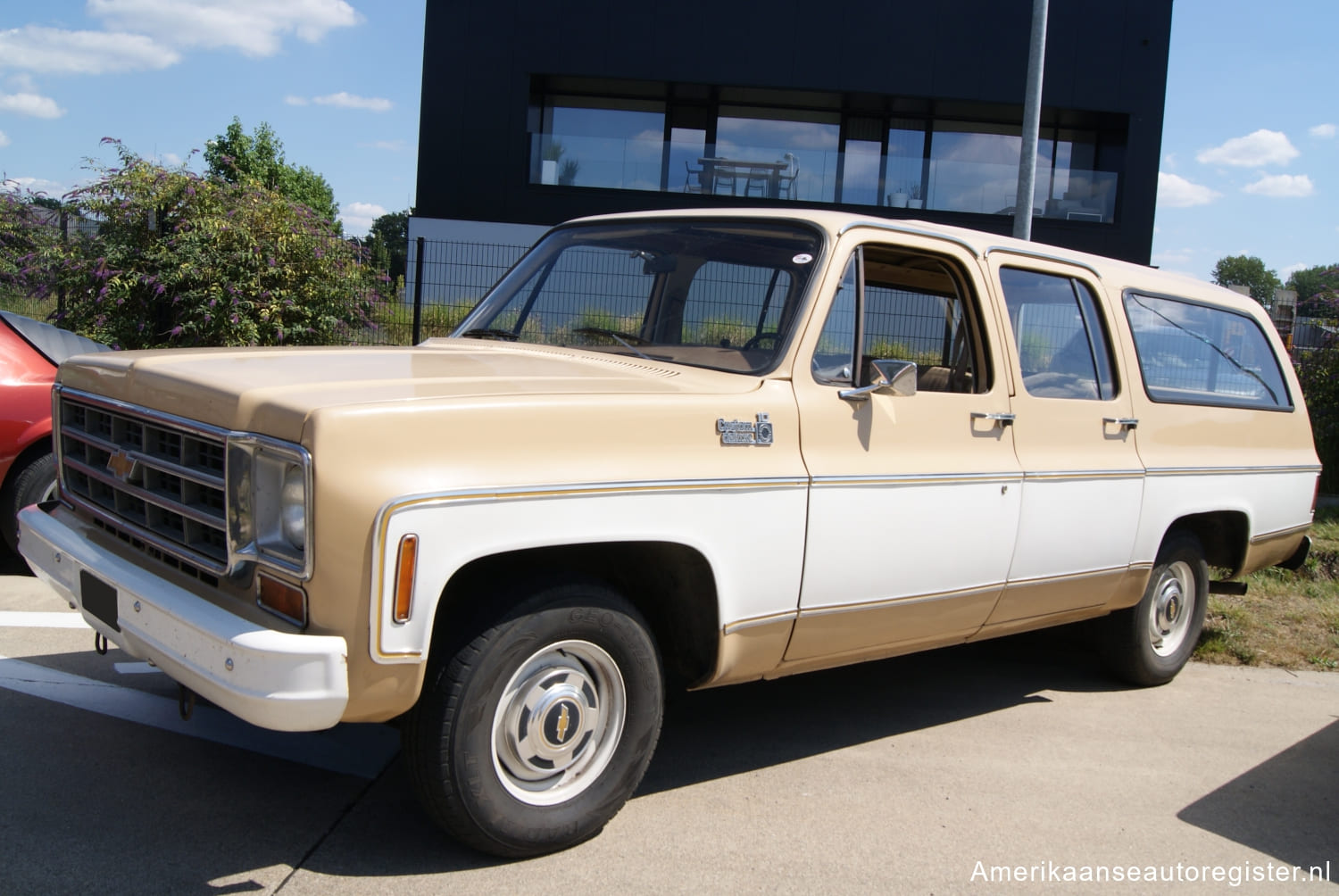 Chevrolet Suburban uit 1977