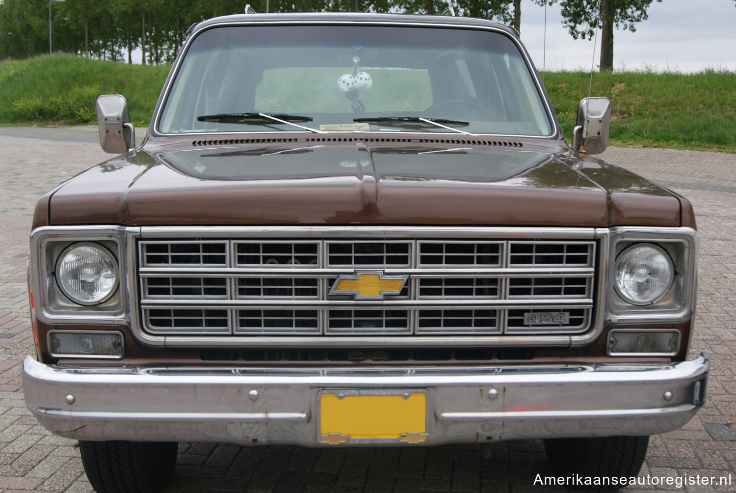 Chevrolet Suburban uit 1977