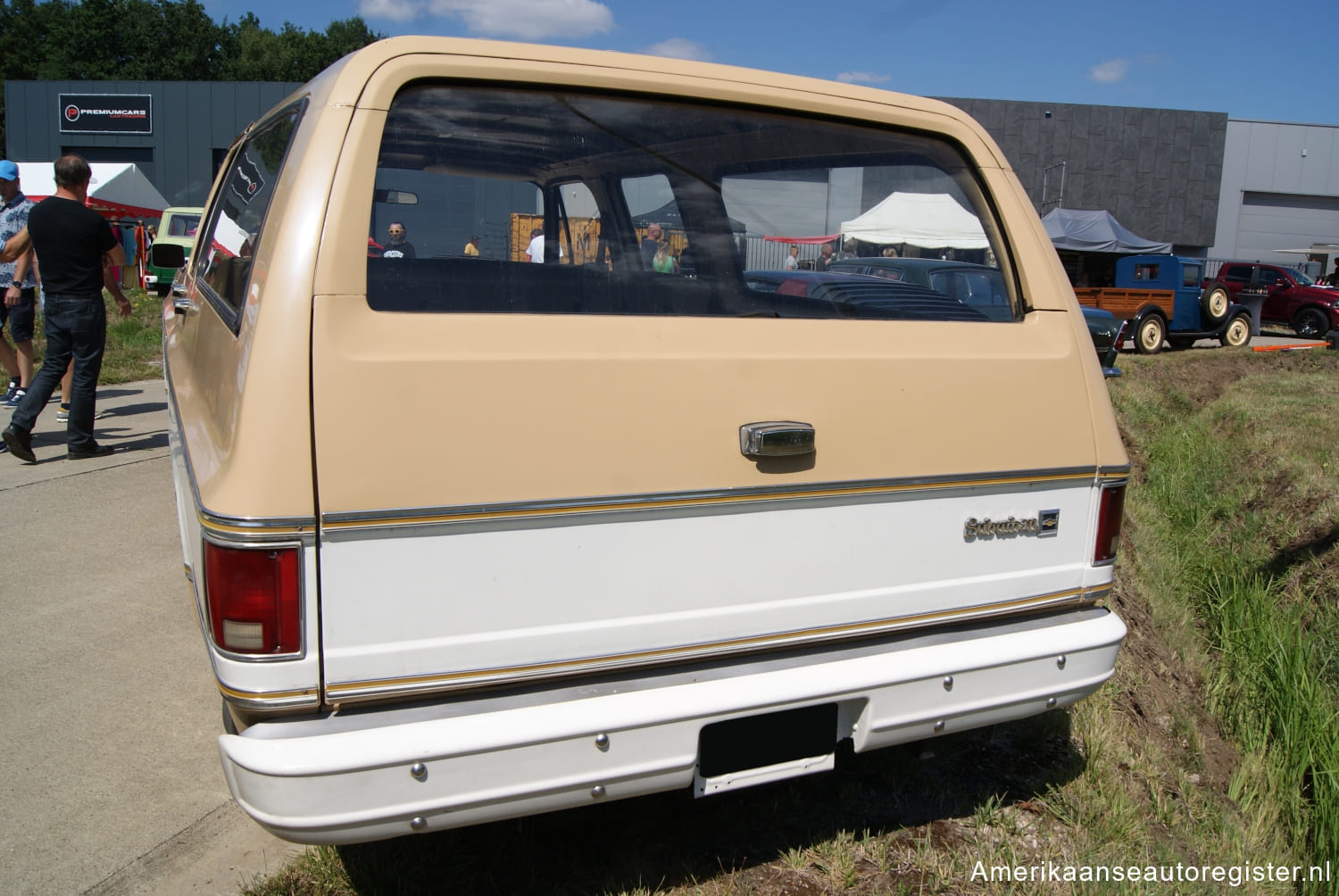 Chevrolet Suburban uit 1977