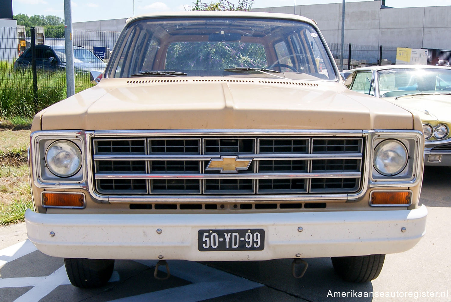 Chevrolet Suburban uit 1977