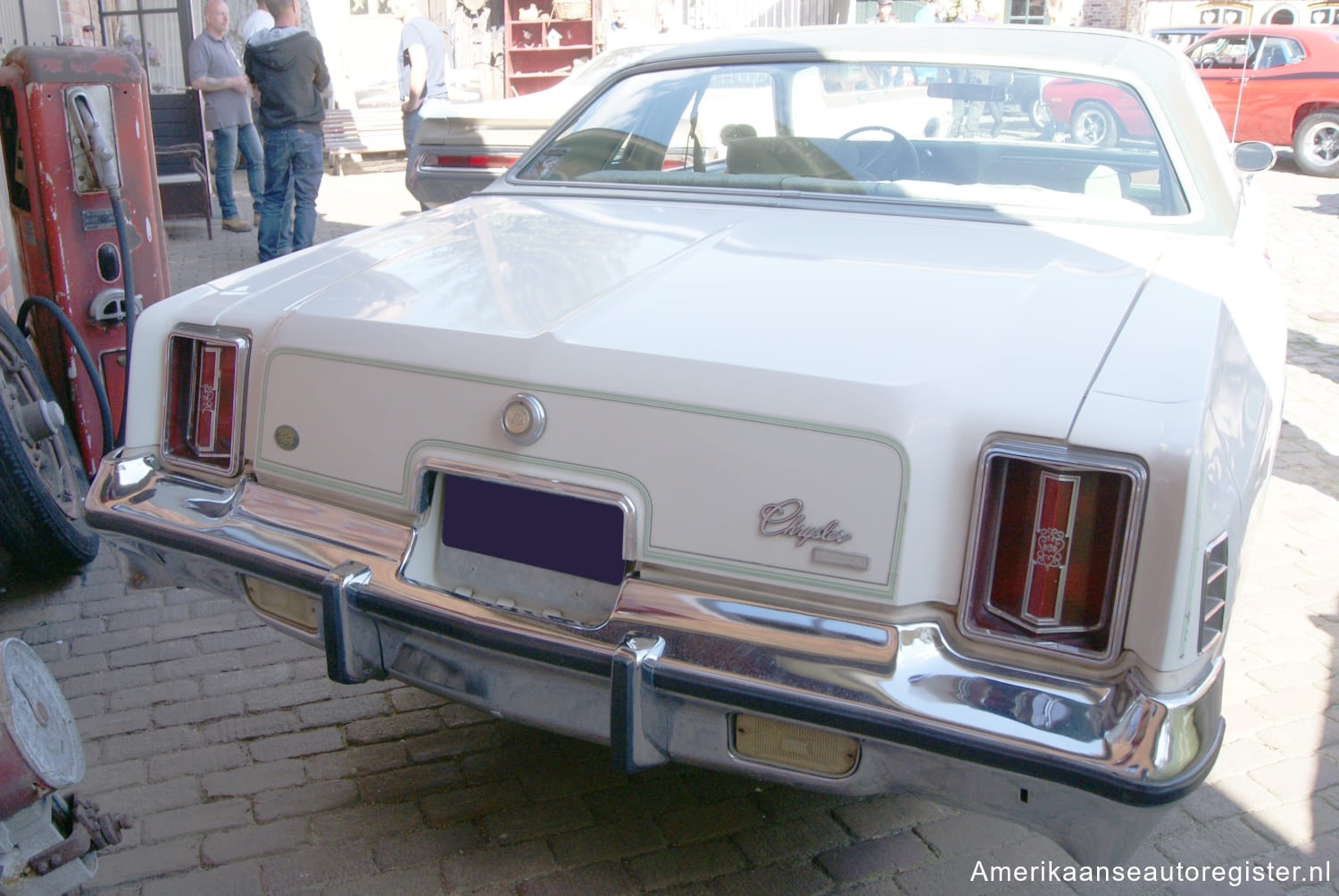 Chrysler Cordoba uit 1977