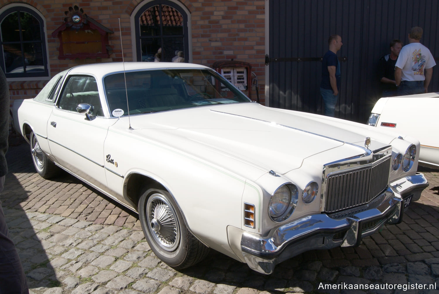 Chrysler Cordoba uit 1977