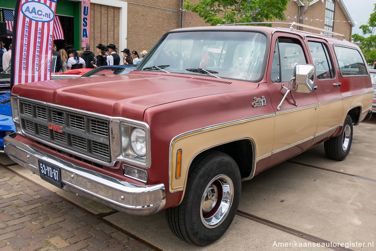 Gmc Suburban uit 1977