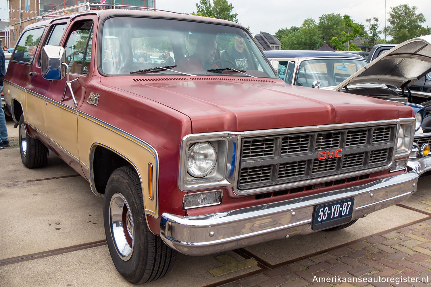 Gmc Suburban uit 1977