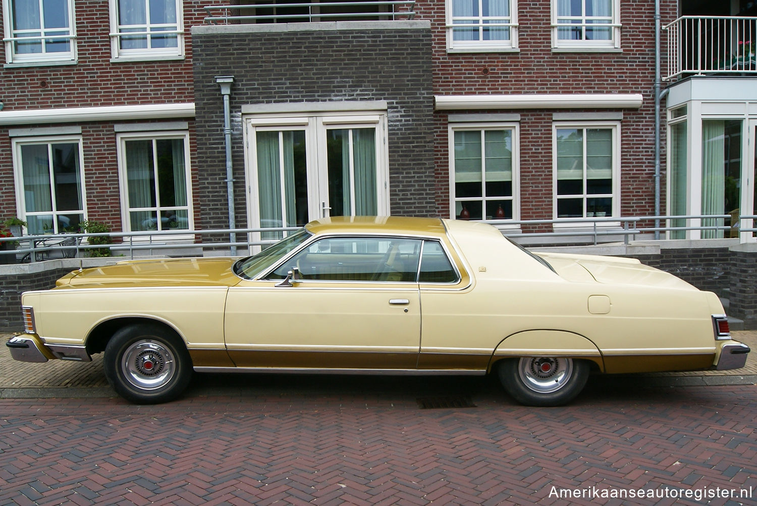 Mercury Marquis uit 1977