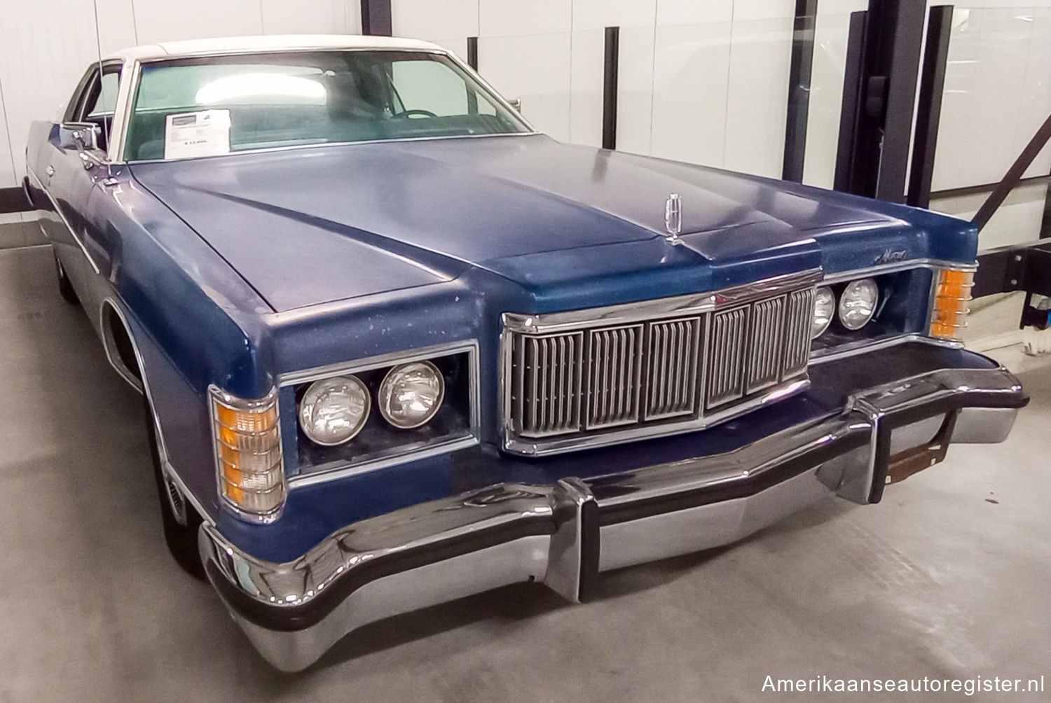 Mercury Marquis uit 1977