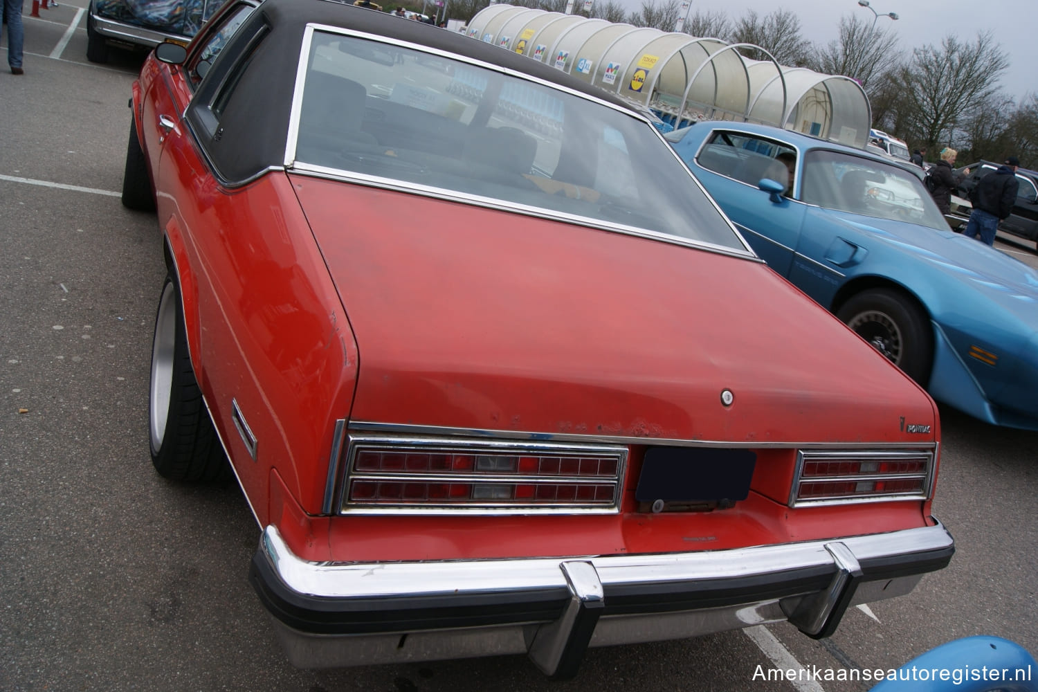 Pontiac Ventura uit 1977