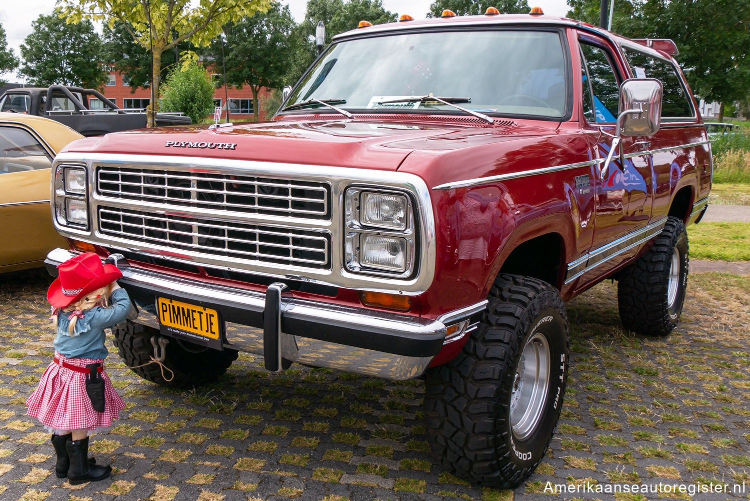 Plymouth Trailduster uit 1979