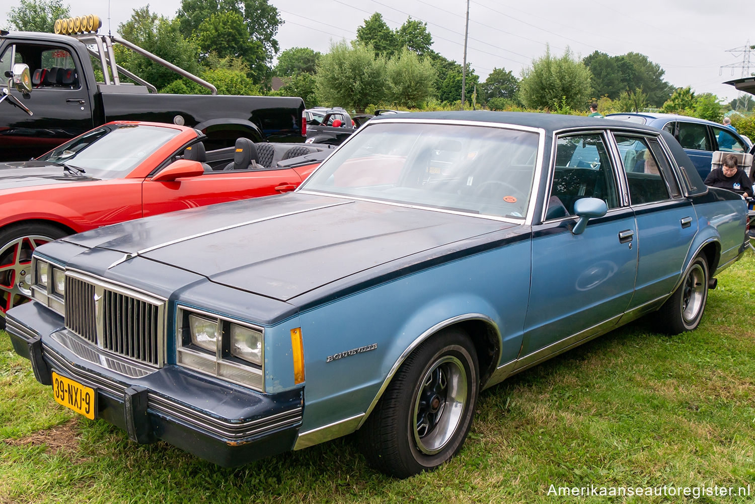 Pontiac Bonneville uit 1982