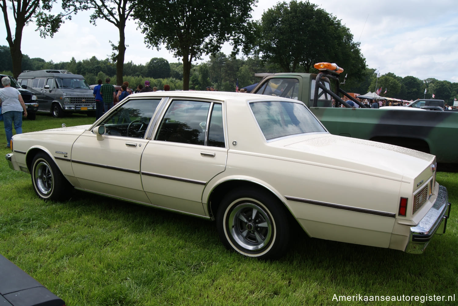 Pontiac Parisienne uit 1982