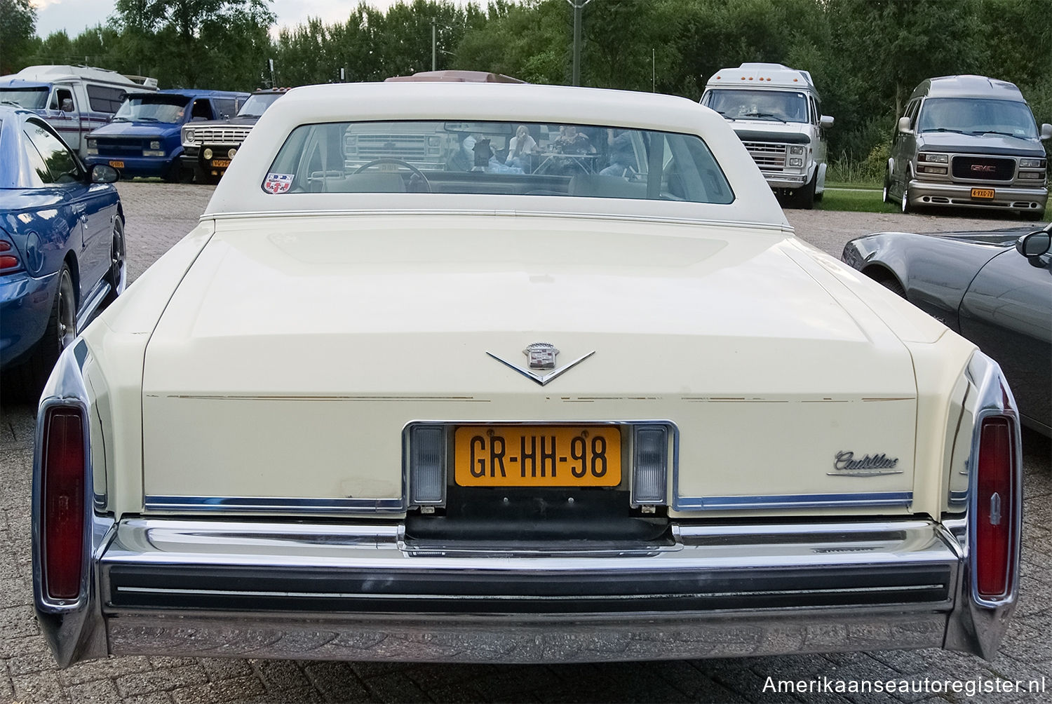 Cadillac DeVille uit 1983