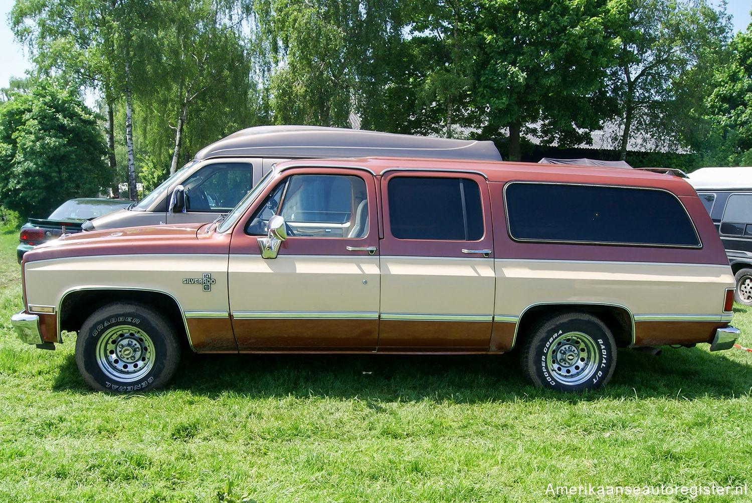 Chevrolet Suburban uit 1983