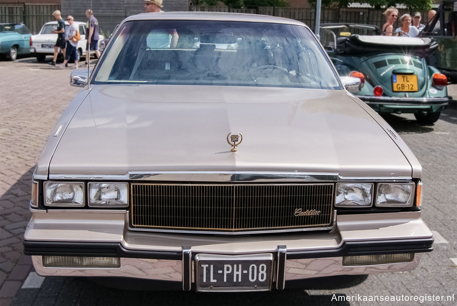 Cadillac Fleetwood uit 1985