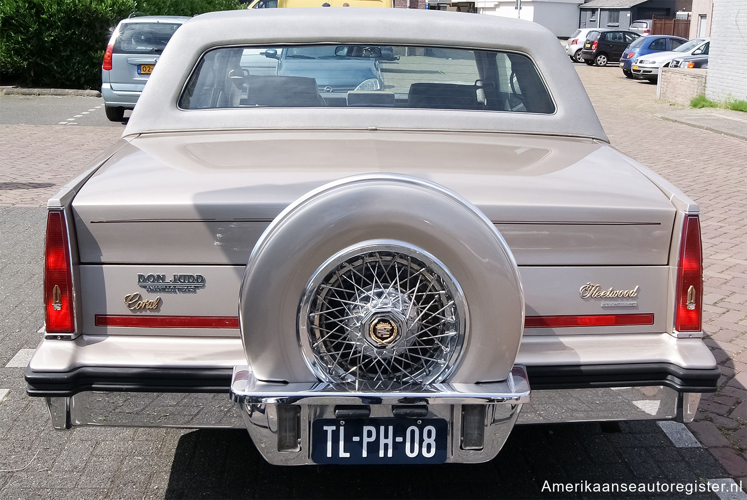 Cadillac Fleetwood uit 1985