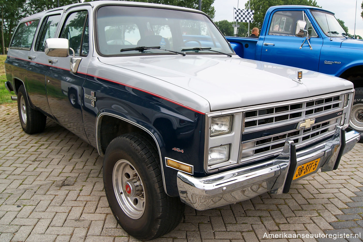 Chevrolet Suburban uit 1985