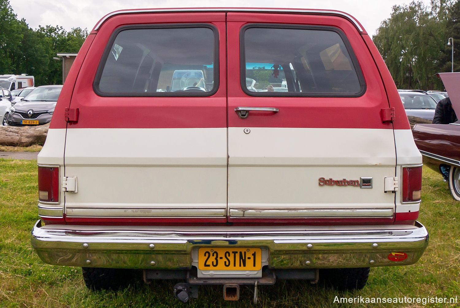 Gmc Suburban uit 1985