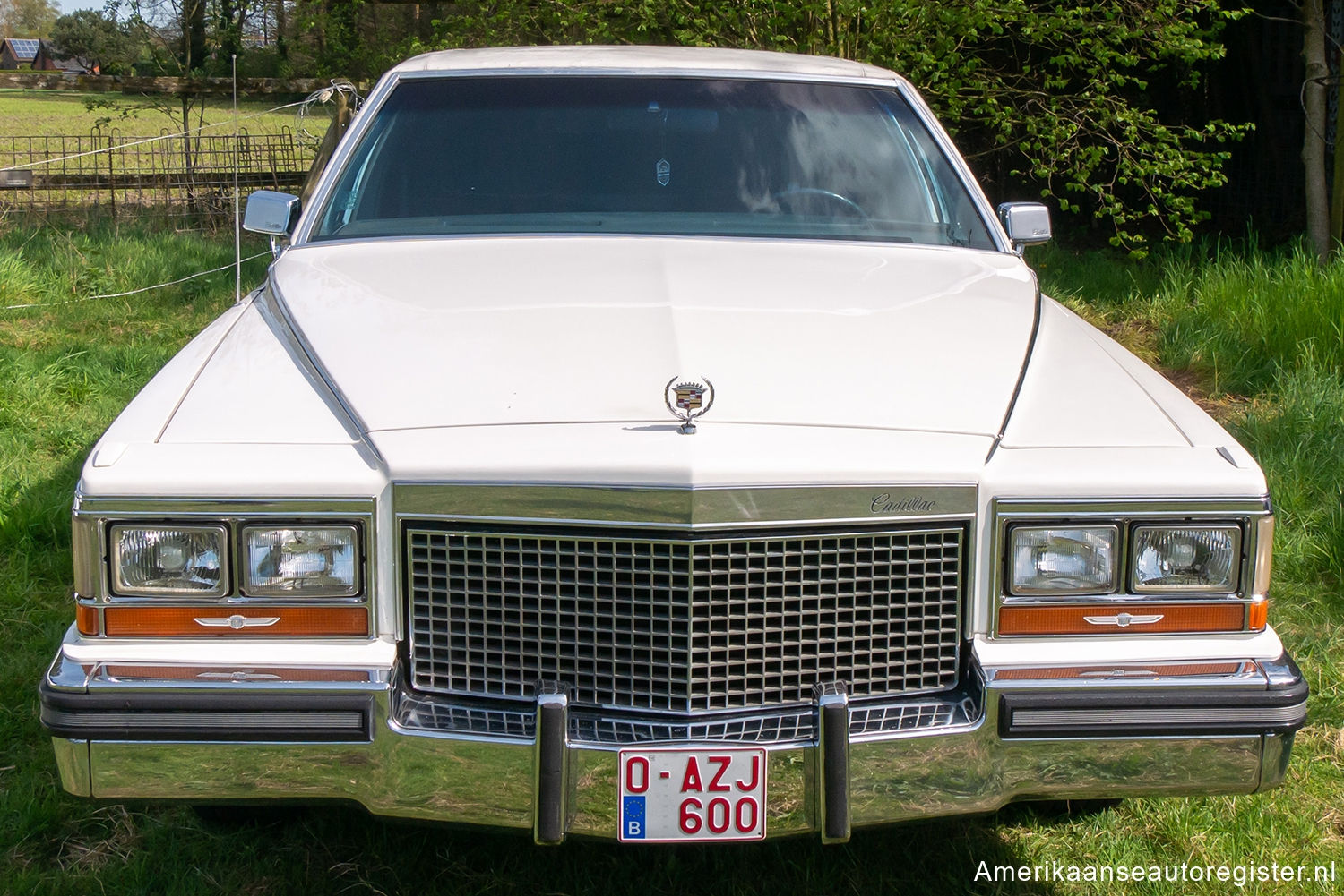 Cadillac Brougham uit 1987