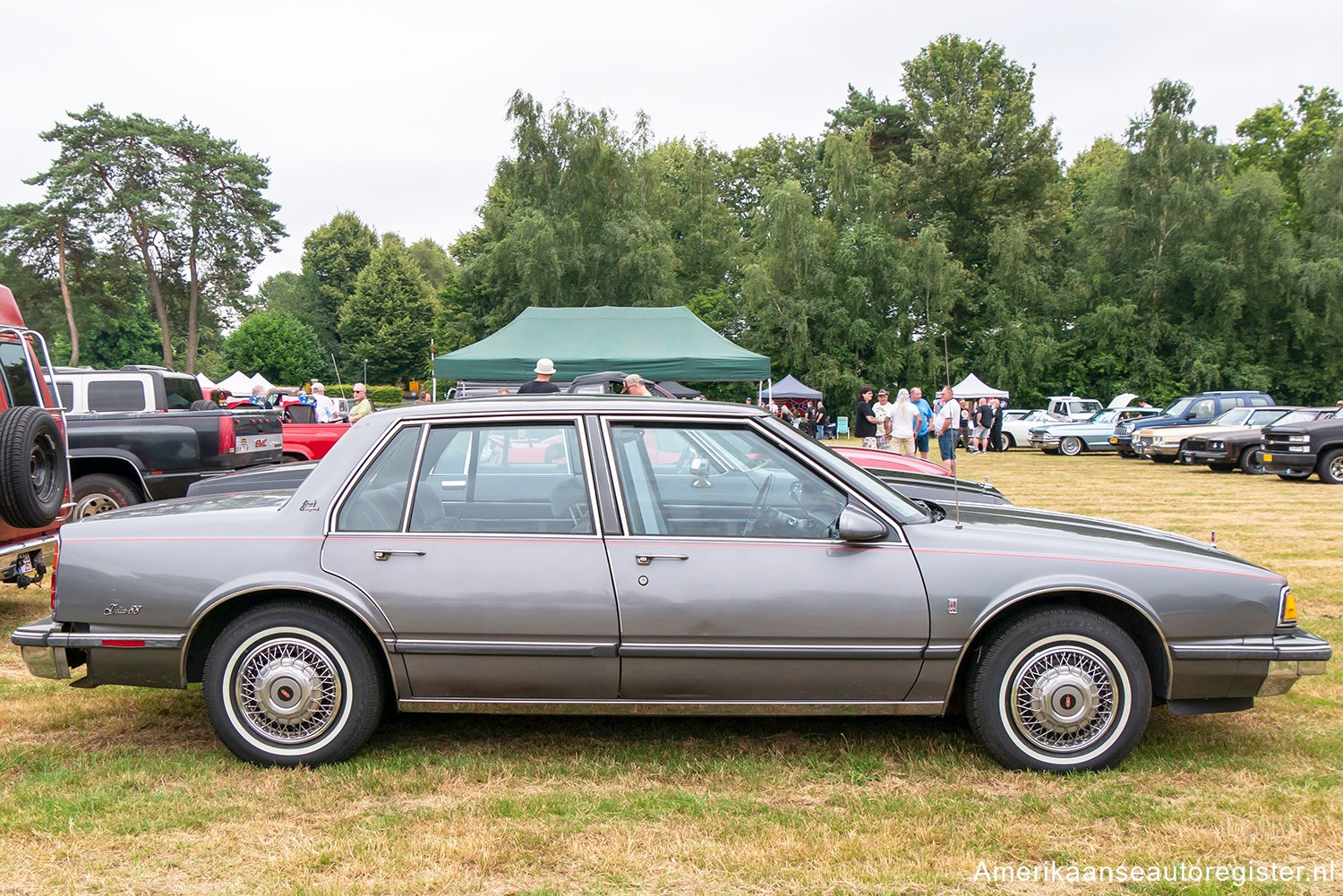 Oldsmobile 88 uit 1987