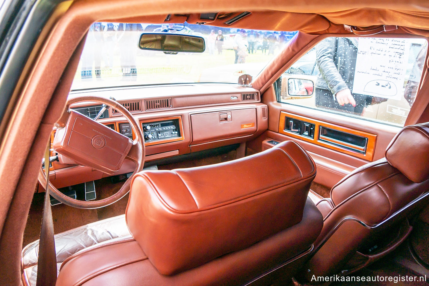 Cadillac Fleetwood uit 1989