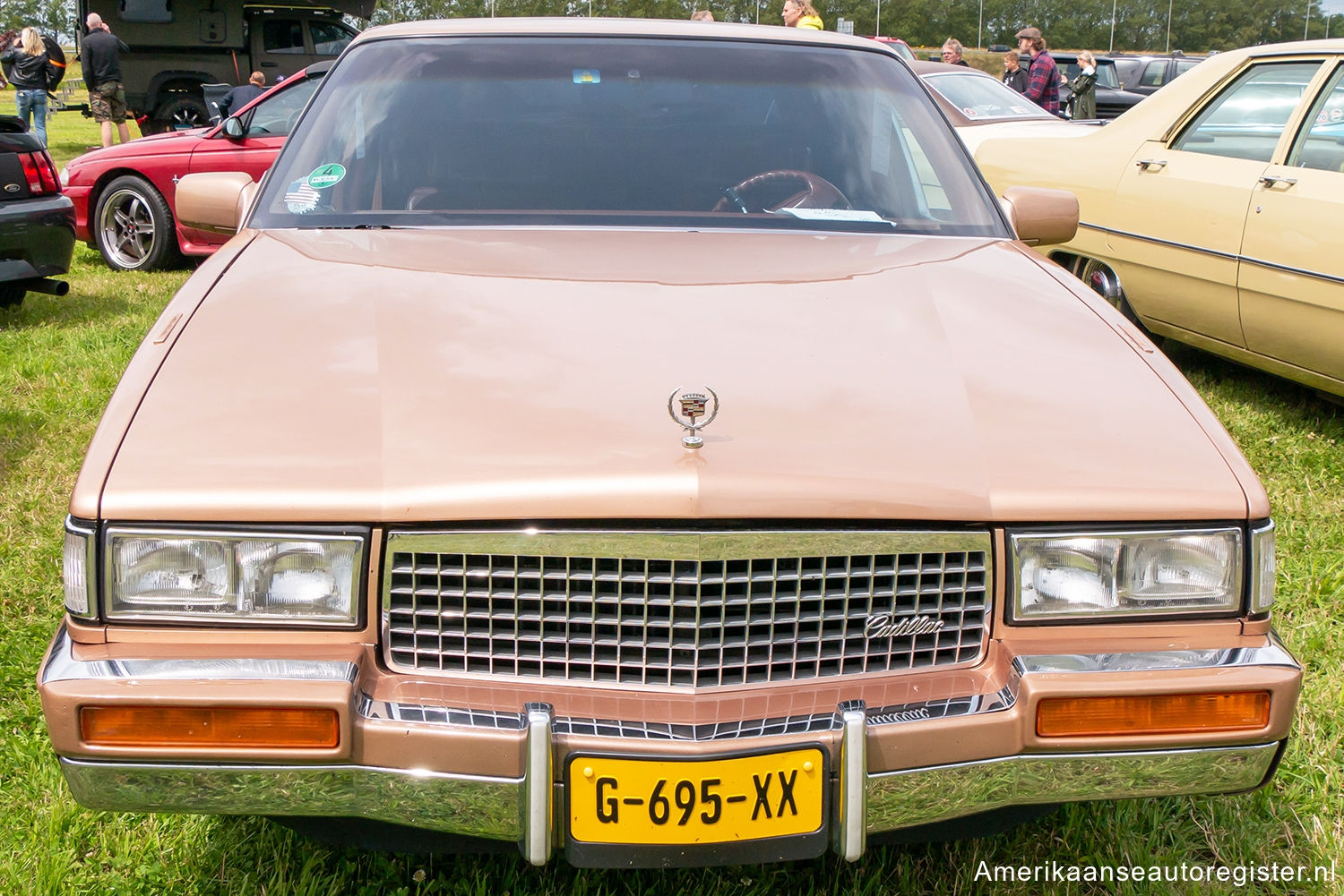 Cadillac Fleetwood uit 1989