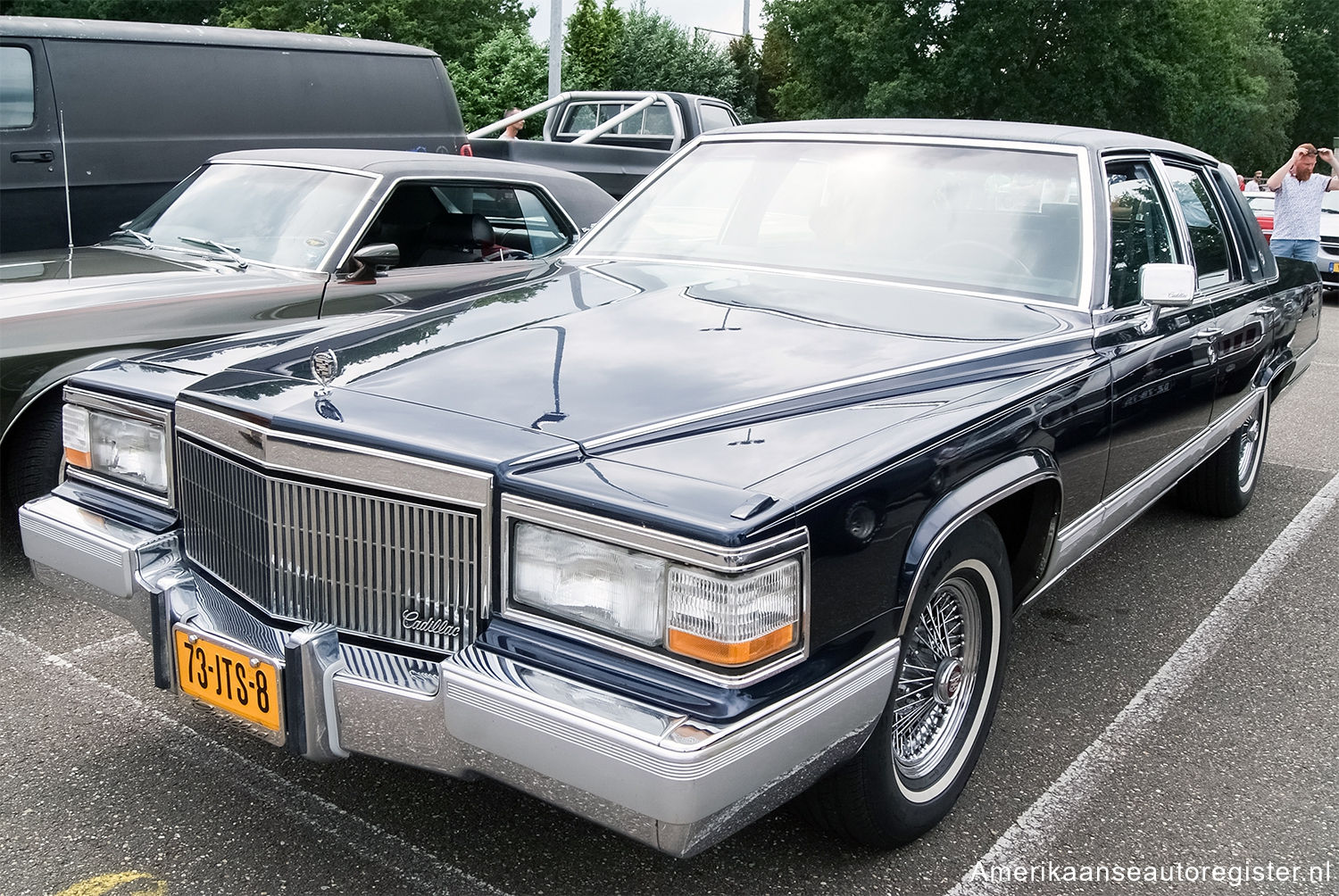 Cadillac Brougham uit 1990