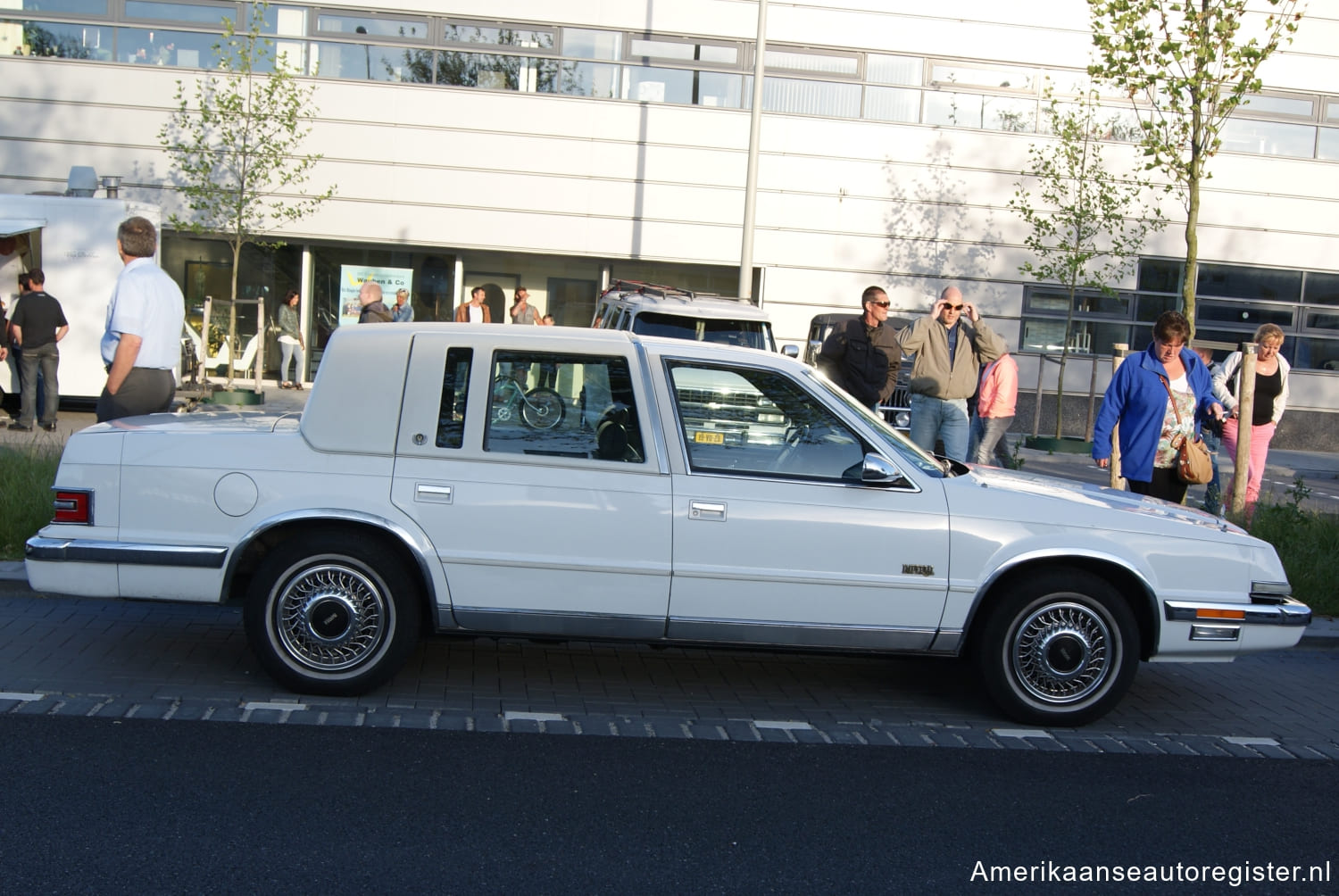 Chrysler Imperial uit 1990