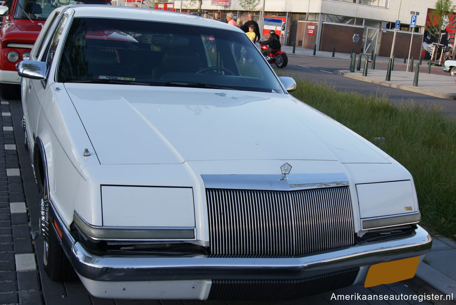 Chrysler Imperial uit 1990