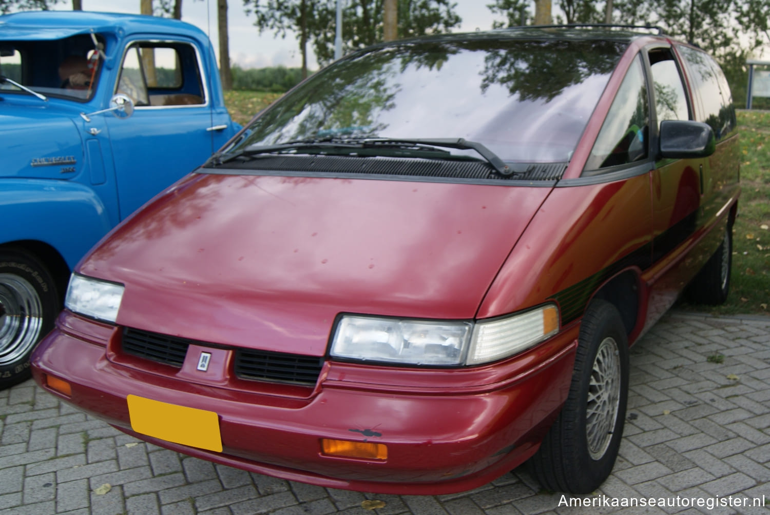 Oldsmobile Silhouette uit 1990