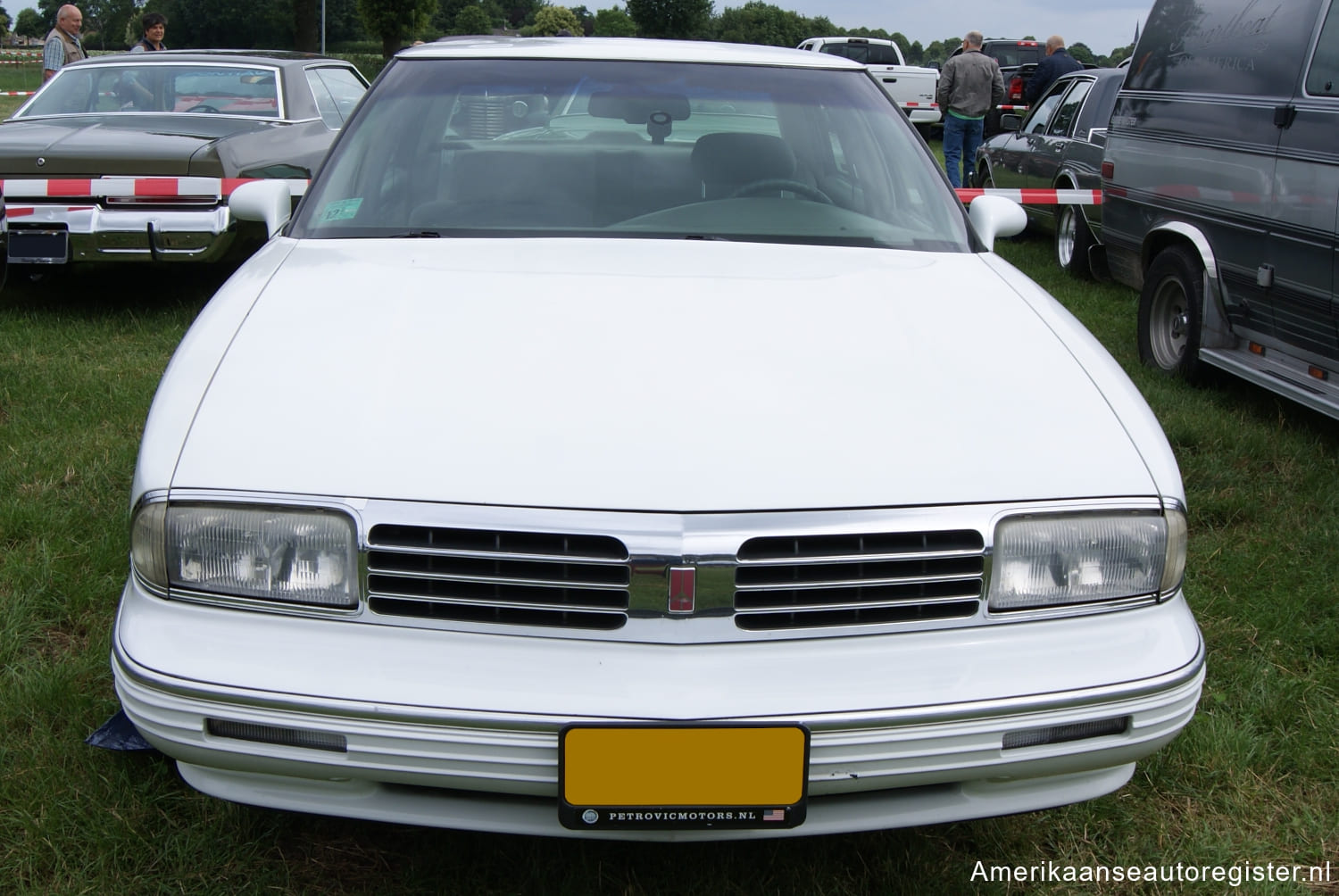 Oldsmobile Ninety-Eight uit 1994