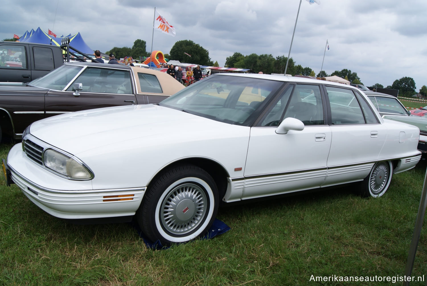 Oldsmobile Ninety-Eight uit 1994