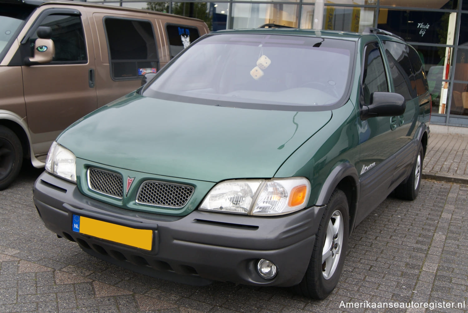 Pontiac Montana uit 1999