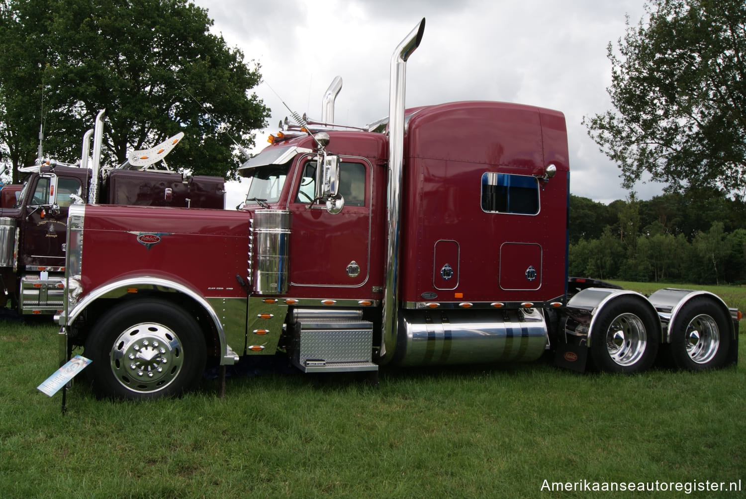 Vrachtwagens Peterbilt uit 2000