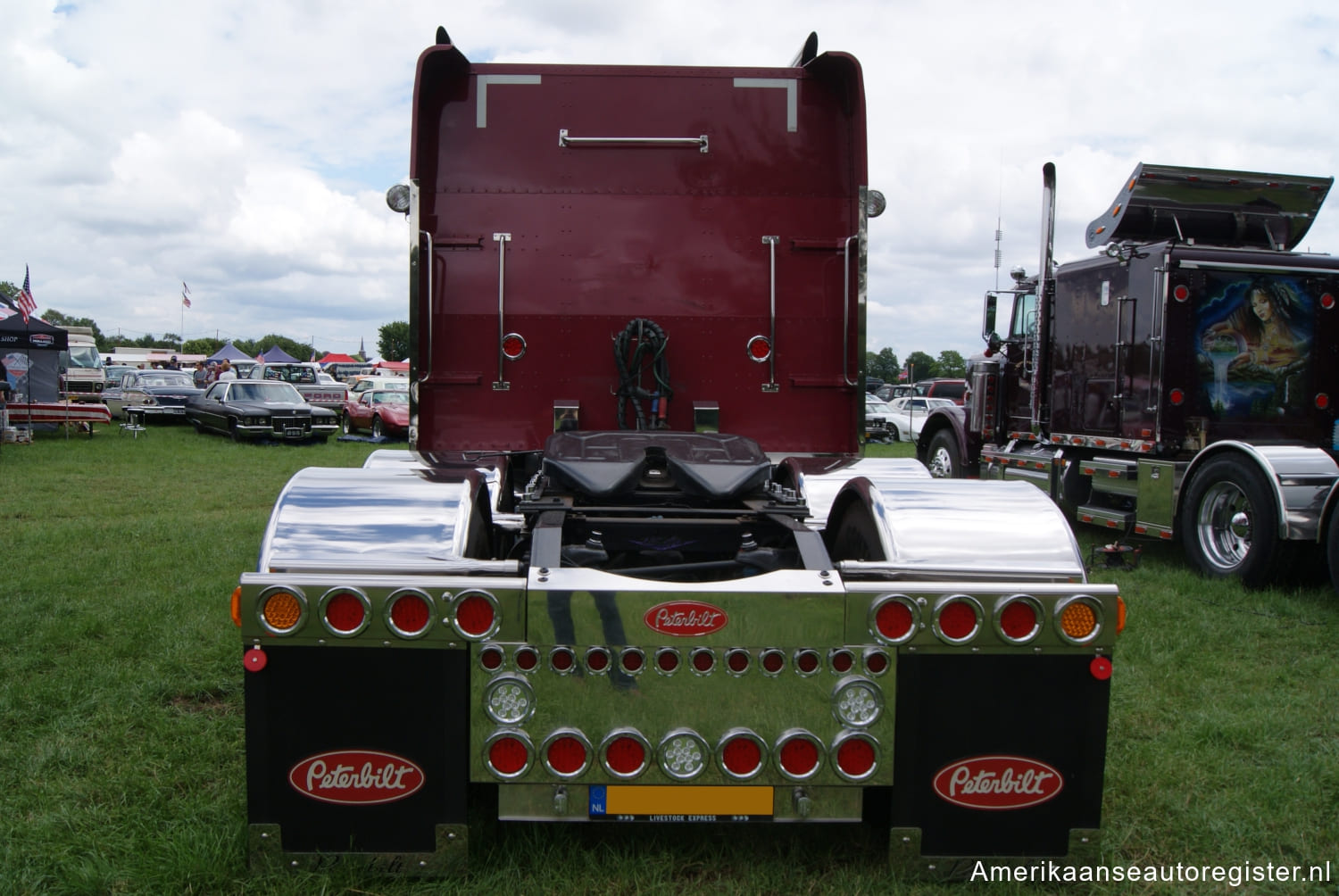 Vrachtwagens Peterbilt uit 2000