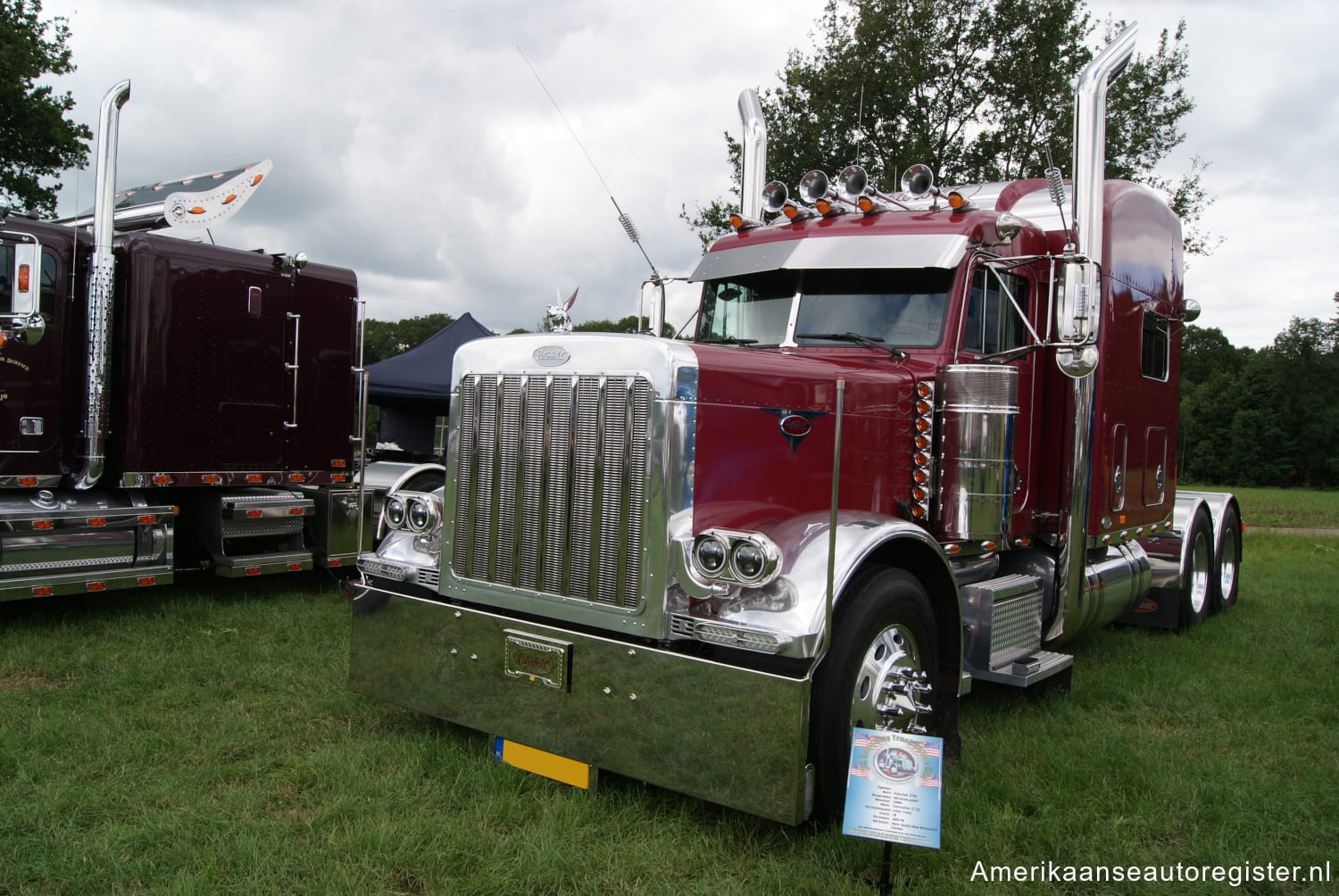 Vrachtwagens Peterbilt uit 2000