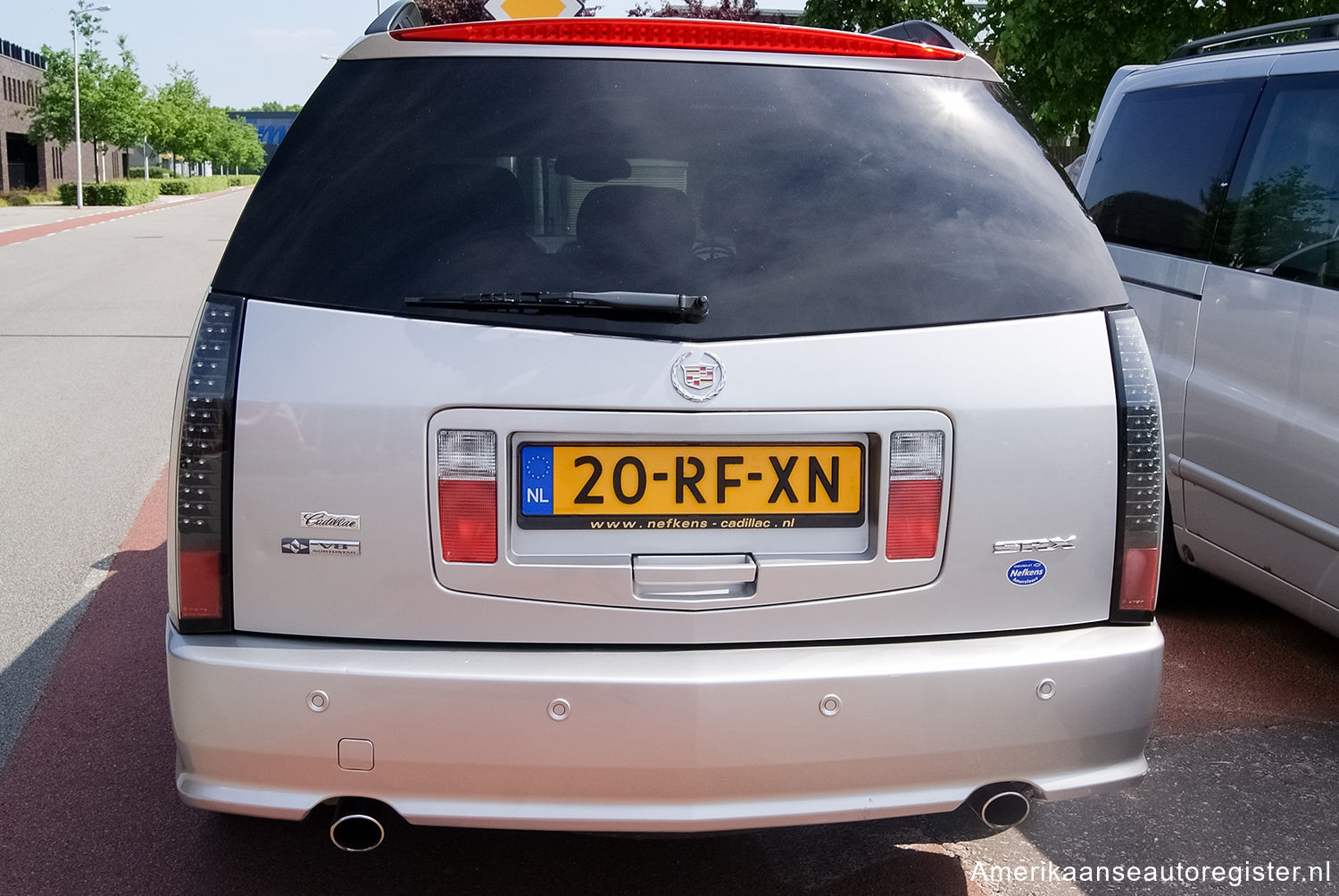 Cadillac SRX uit 2004